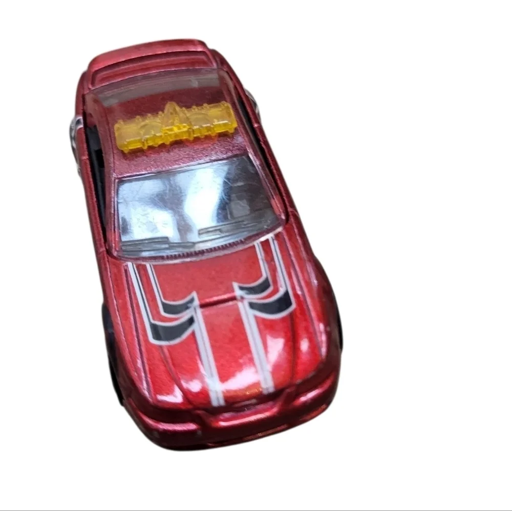 Matchbox Diecast Model - MB509 - '99 Ford Mustang GT - 1:61 Scale - 2001
